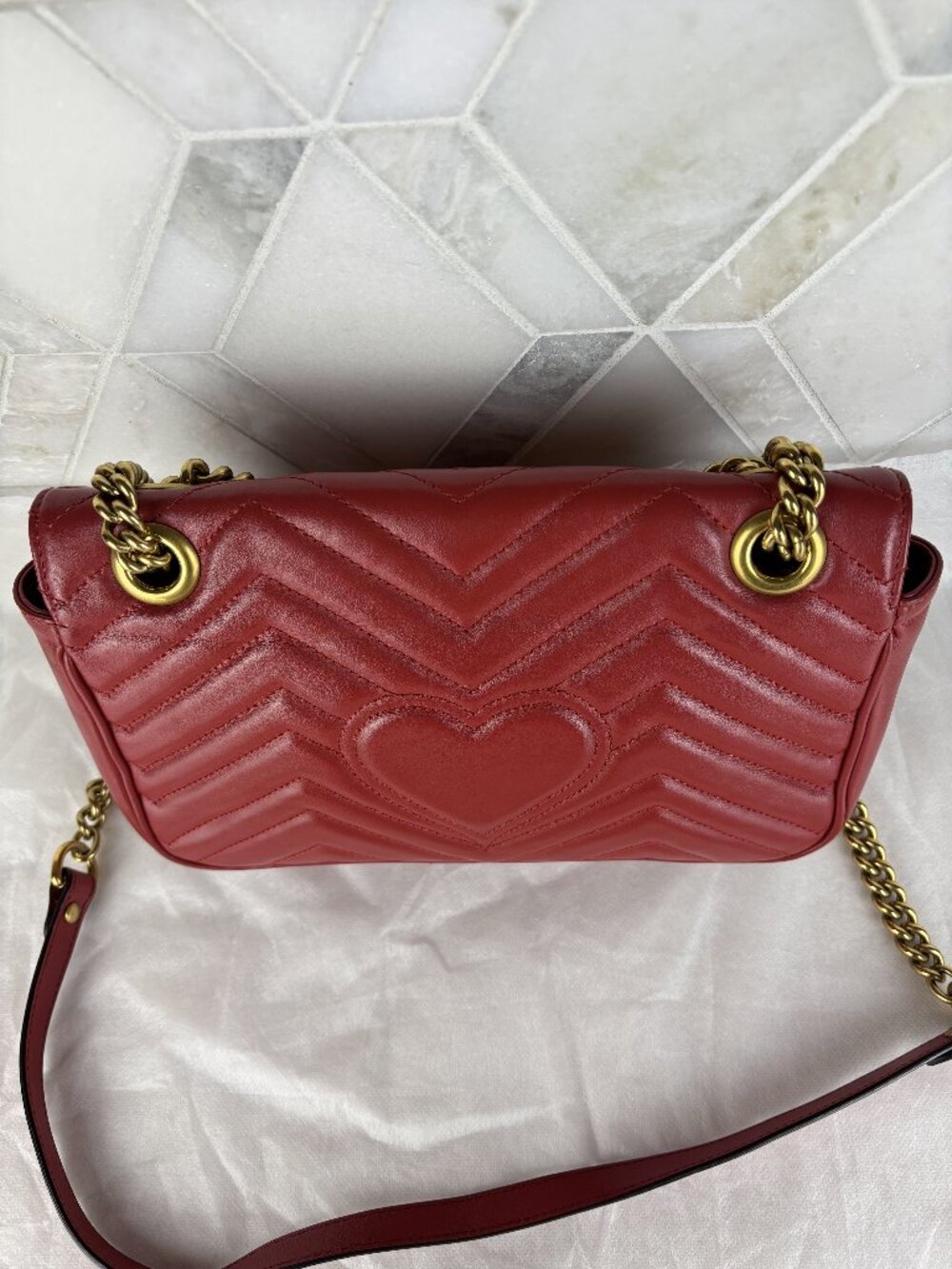 Gucci GG Marmont Medium Shoulder Bag Flap Quilted Crossbody Chain Red Heart EUC - Picture 7 of 16